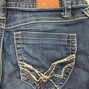Fragile Blue Jeans Size 7 Dark Wash Embellished Pocket Denim